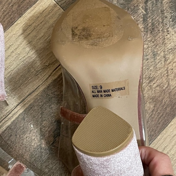 Quips Pink Size‎ 9 velvet heels 👠 - Picture 7 of 9